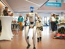 Montanuni Roboter am Info-Tag.
